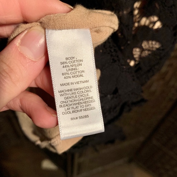 Express Lace top - Picture 4 of 5